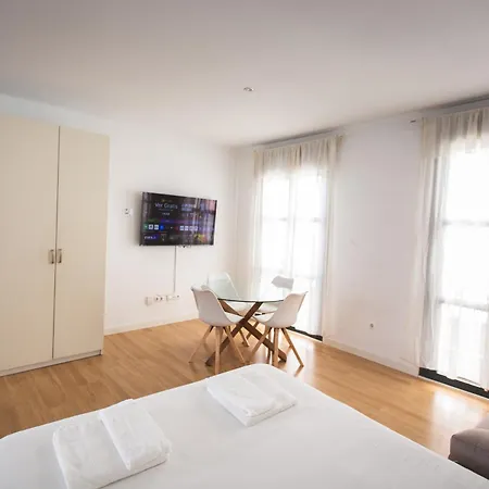 Centro By Mira Cordova