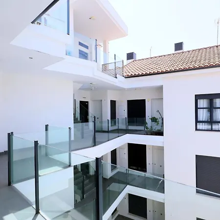 Centro By Mira Apartman *