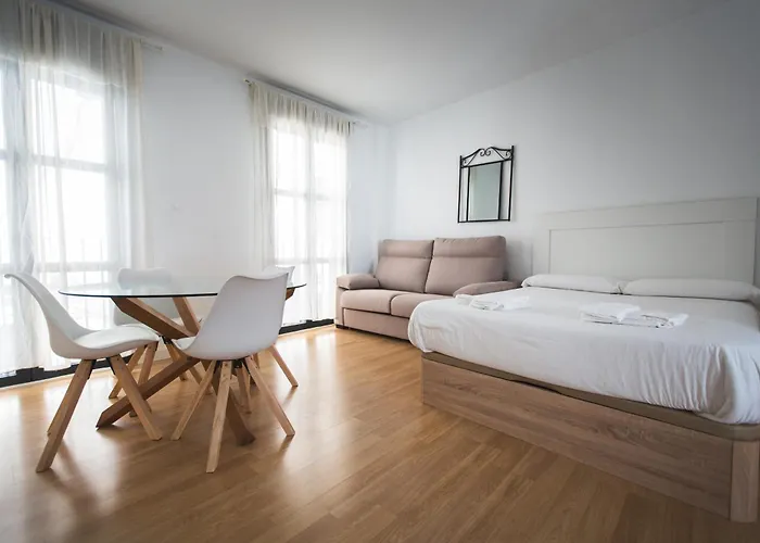 Centro By Mira Cordoue