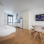 Aparthotel Centro By Mira 3*