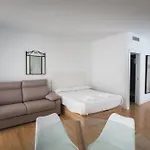 Centro By Mira Aparthotel 3*